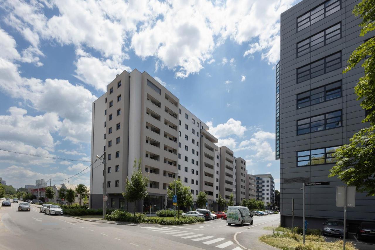 Apartment Stylish 2bdr Apartment- Free Garage Zagreb