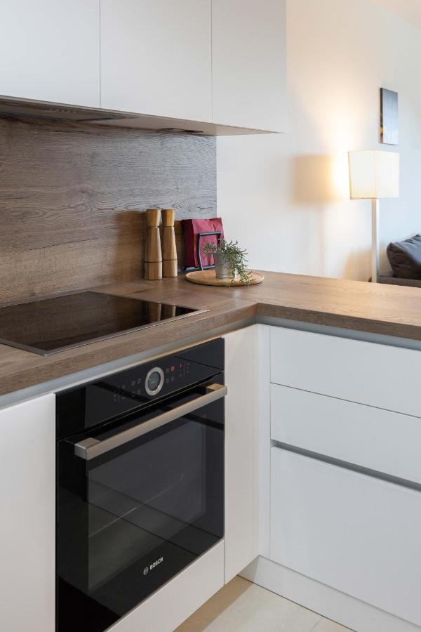 Apartment Stylish 2bdr Apartment- Free Garage Zagreb